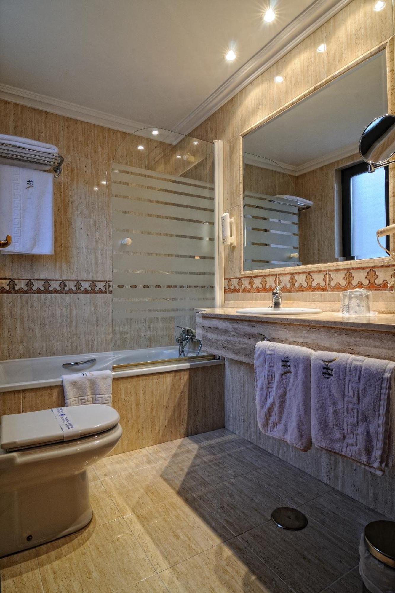 Hotel Alisi Аранда де Дуеро Екстериор снимка